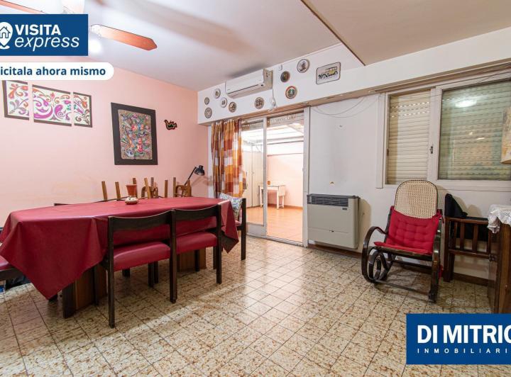 ¡Vivi la amplitud de dos departamentos con un GRAN patio! Visitalo Express HOY mismo! 2