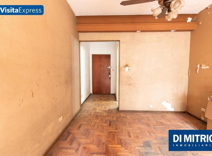 ¡4 Ambientes con Patio y Balcon para reciclarlo a tu gusto! Visitalo Express HOY mismo! 4