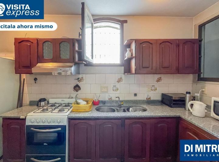 Un PH unico, con mas de 10 ambientes para aprovechar cada espacio! Visitalo Express HOY mismo! 3