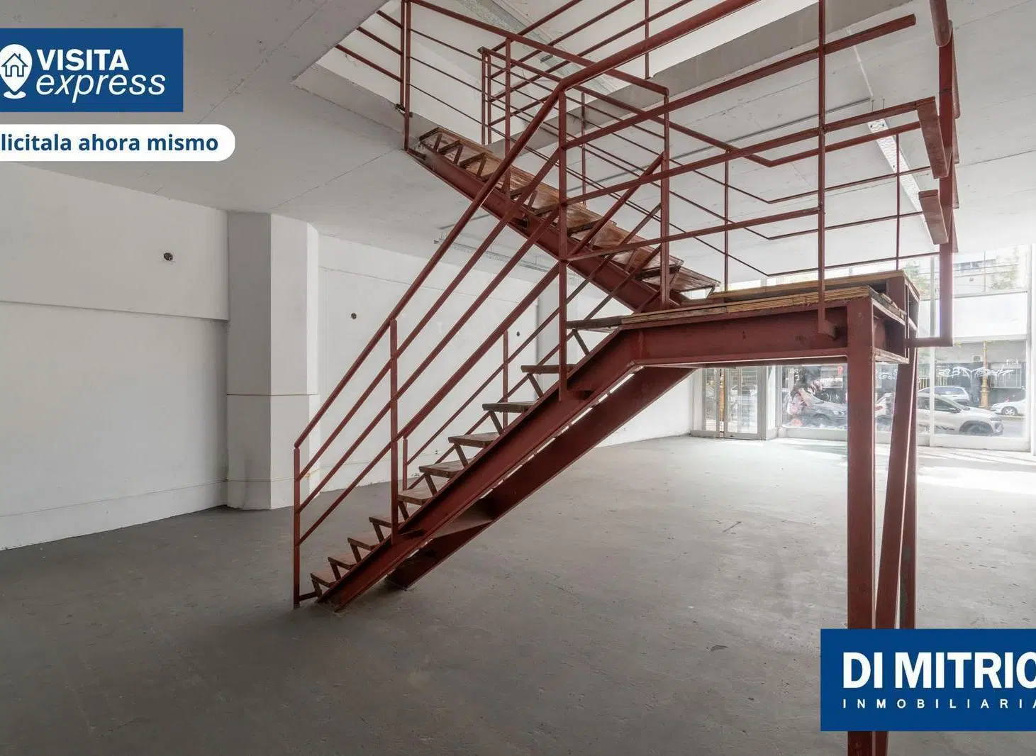 Local 210 m2 Barracas Edificio MOCA sobre Montes de Oca 5