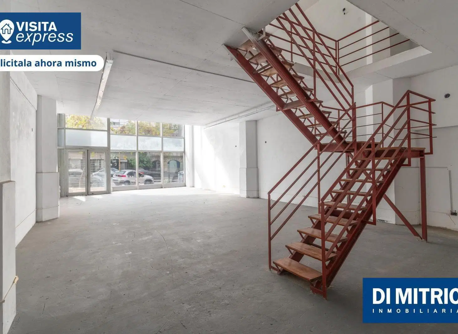 Local 210 m2 Barracas Edificio MOCA sobre Montes de Oca 2