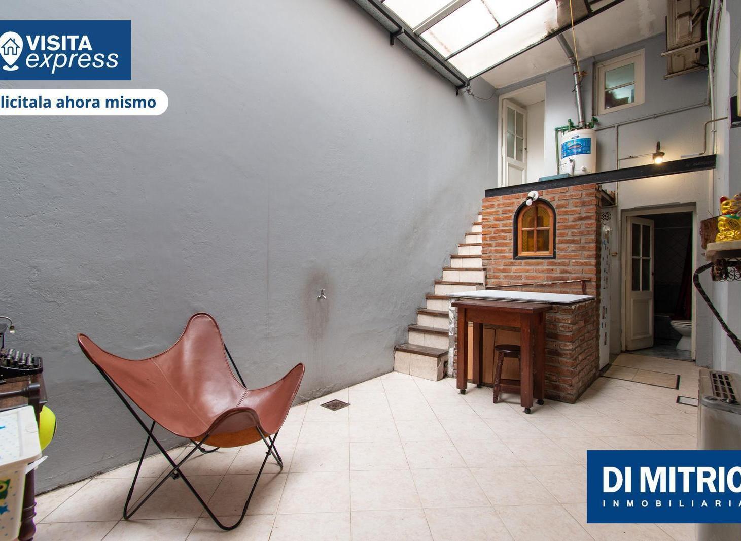 ¿Estas buscando un PH con patio, bajas expensas y luz natural?