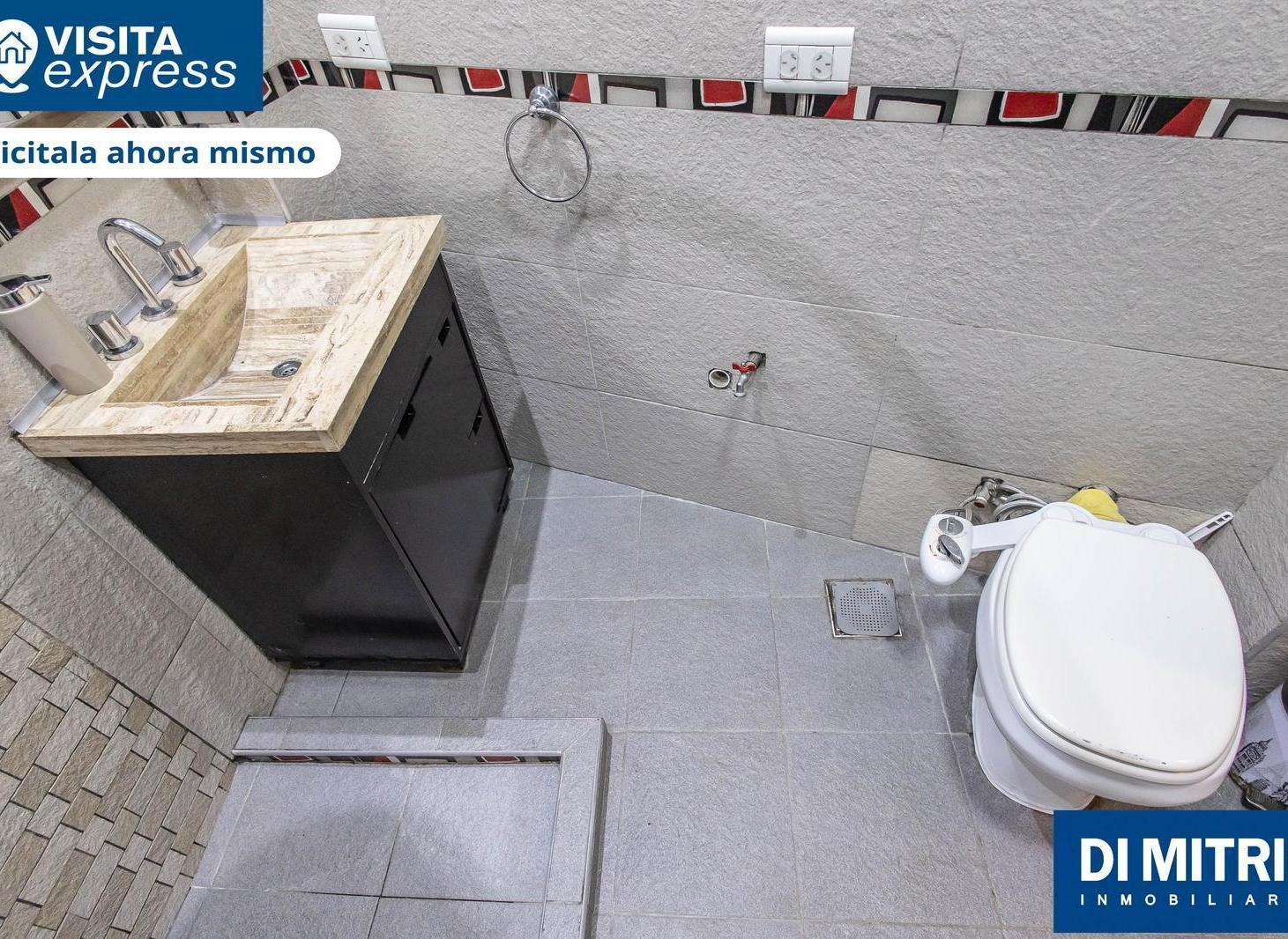 Boedo PH 2 Amb 32 m2 Primer Piso por Escalera