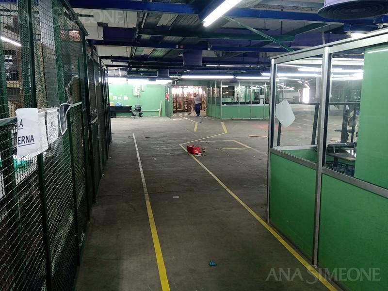 Foto de Nave Industrial - Haedo - Venta con Renta, imagen 3