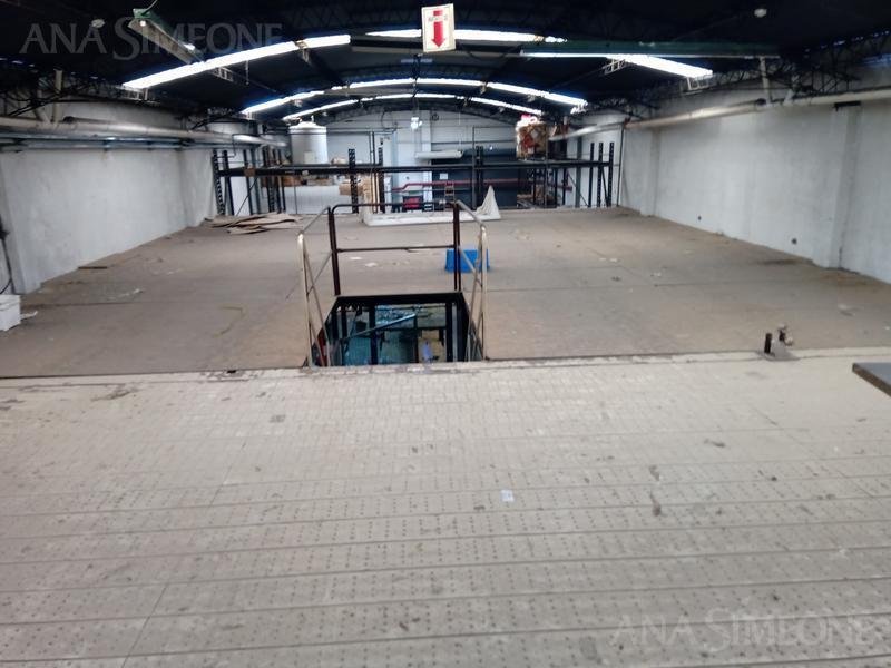 Foto de Nave Industrial - Haedo - Venta con Renta, imagen 3