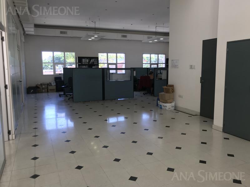 Foto de Nave Industrial - Villa Martelli - Venta, imagen 3