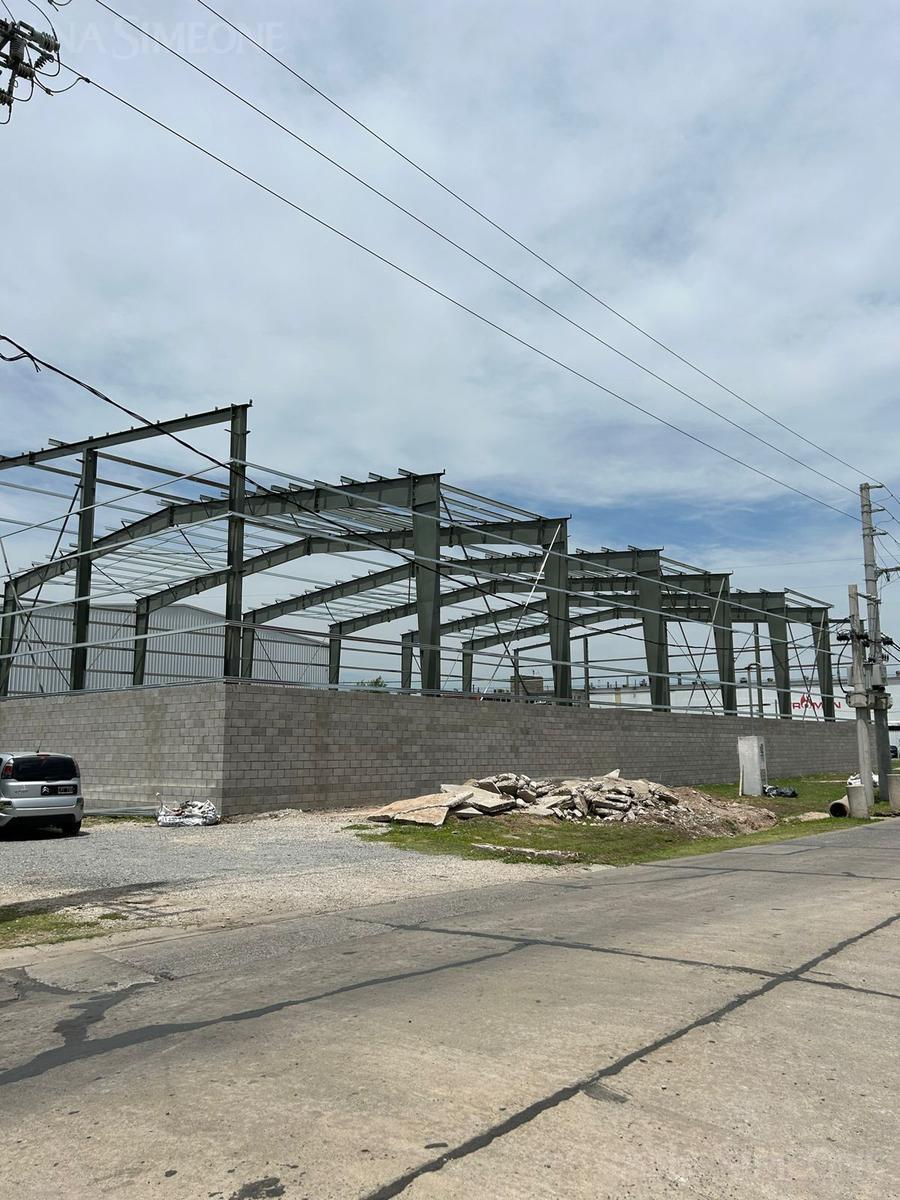 Nave Industrial - Alquiler - Moreno, Cuartel V 4