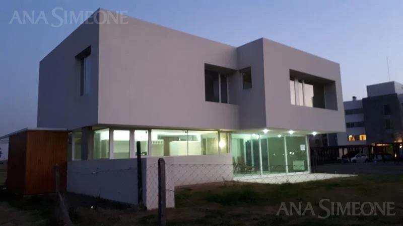 Foto de Casa - Venta - Lagoon Pilar, imagen 2