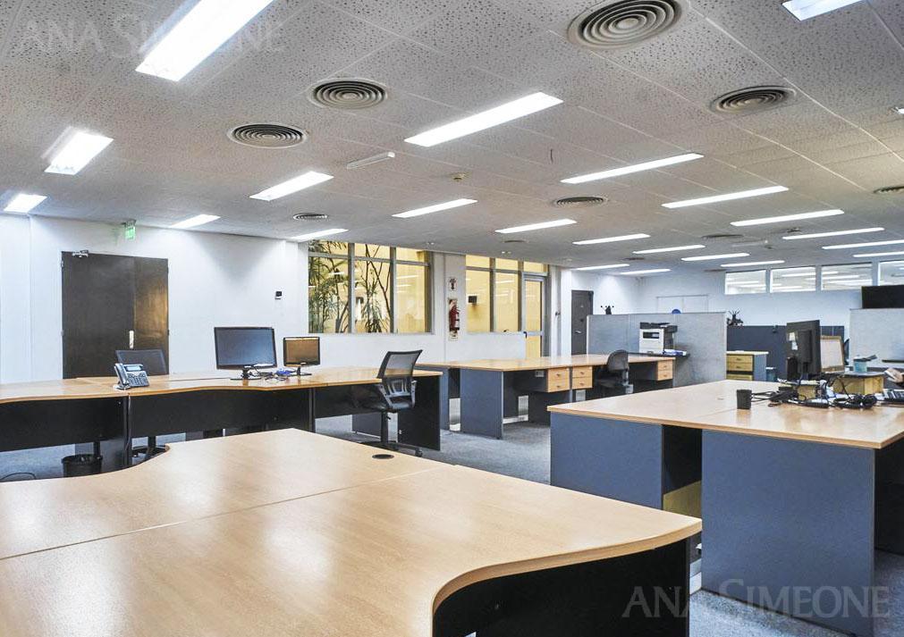 Foto de CABA, Centro, Microcentro, Monserrat - Alquiler o venta - Edificio, imagen 3