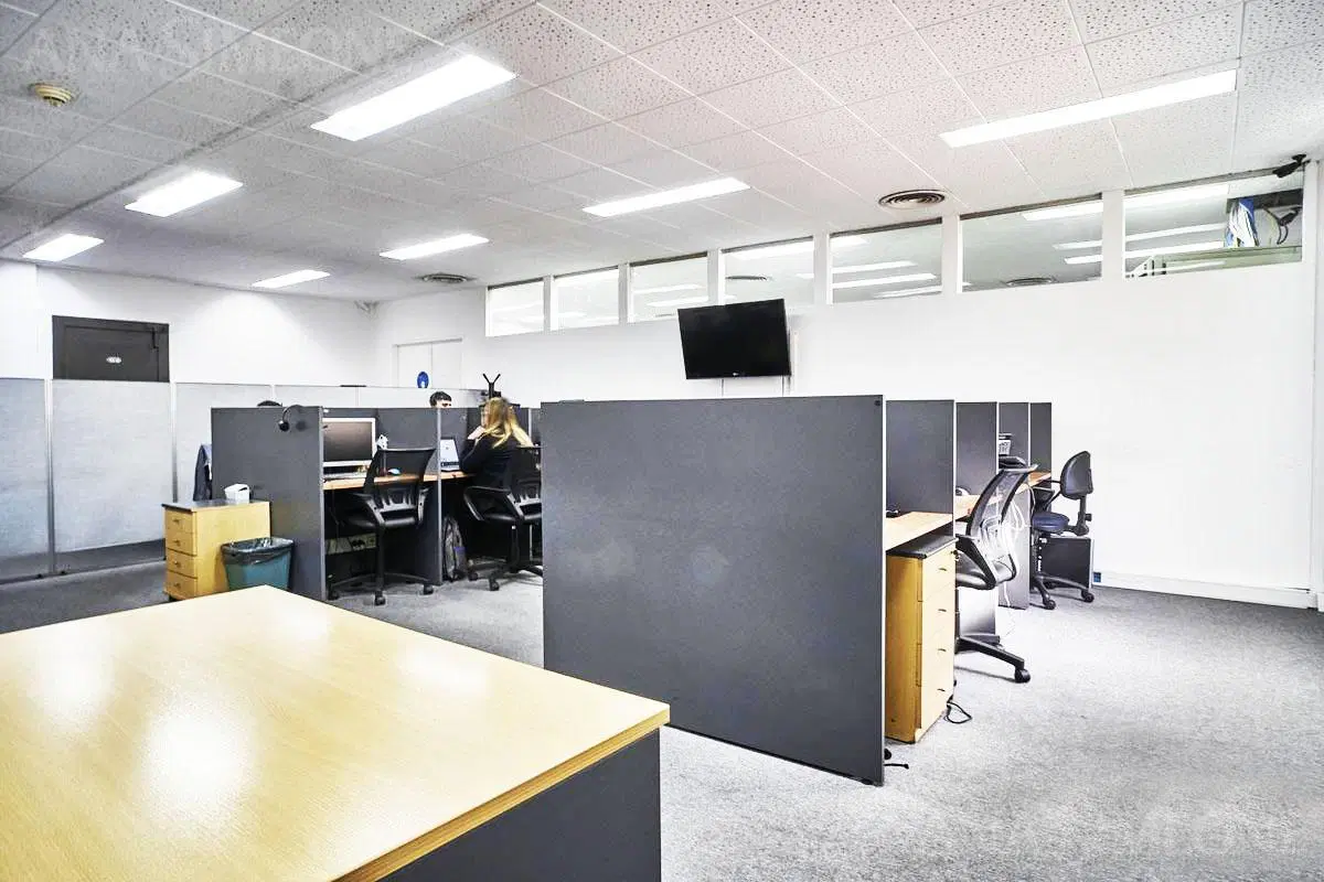 CABA, Centro, Microcentro, Monserrat - Alquiler o venta - Edificio comercial - Oficinas 5