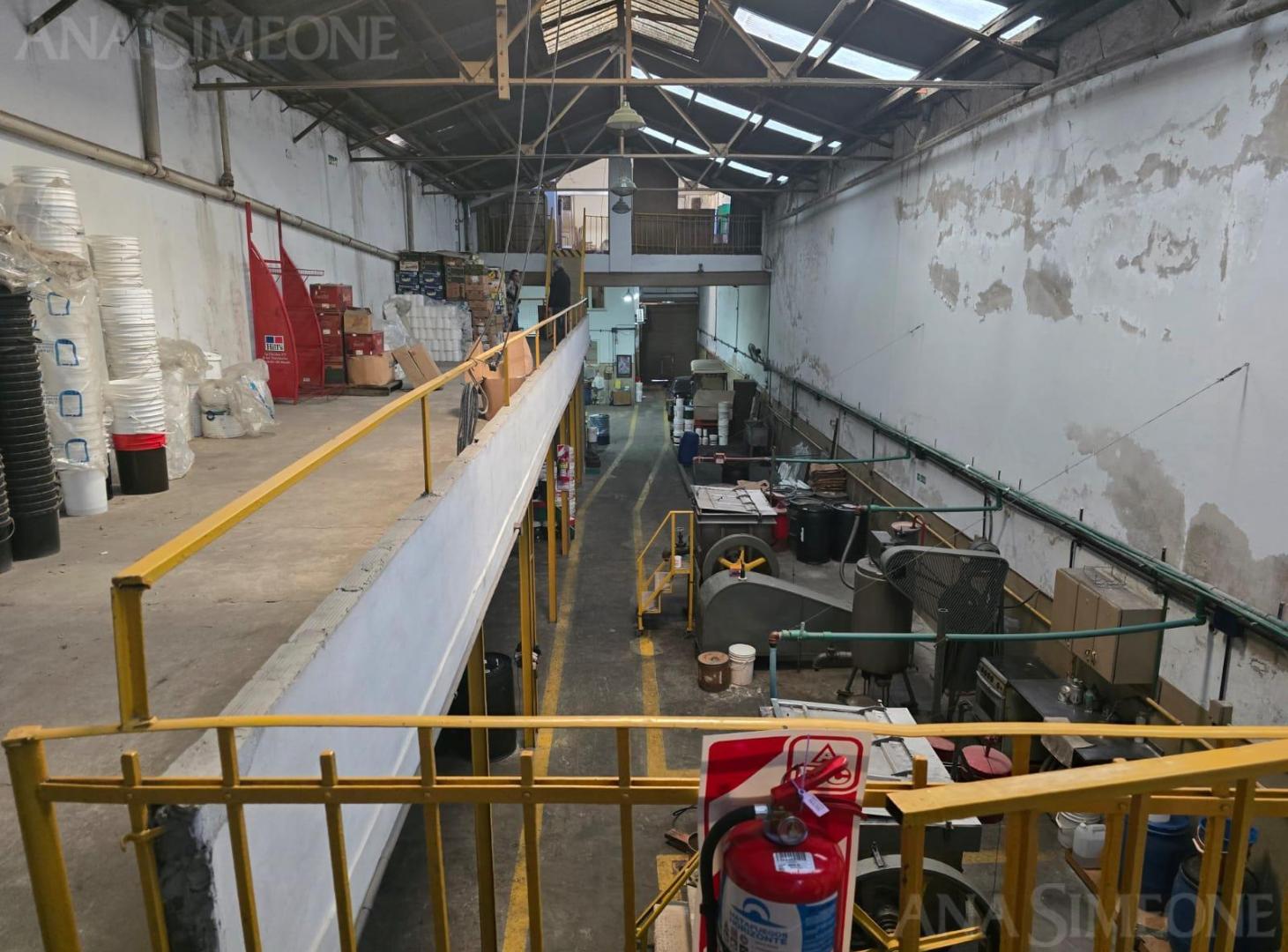 Foto de Nave Industrial - Alquiler - Parque Patricios, imagen 3