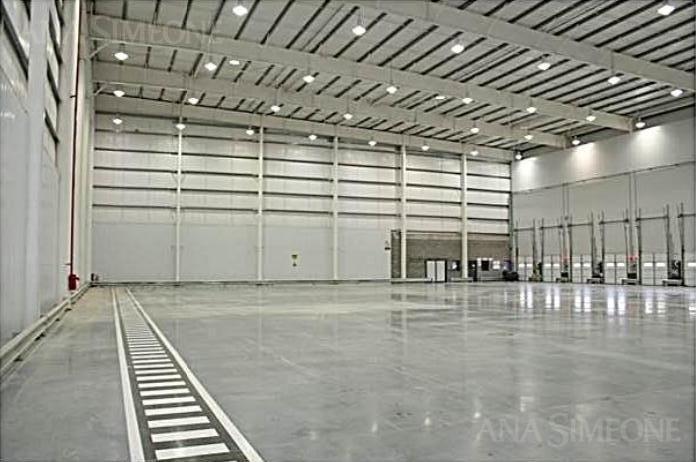 Foto de Nave Industrial - Venta y Alquiler - Burzaco, imagen 1