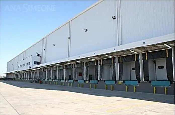 Nave Industrial - Venta y Alquiler - Burzaco 3