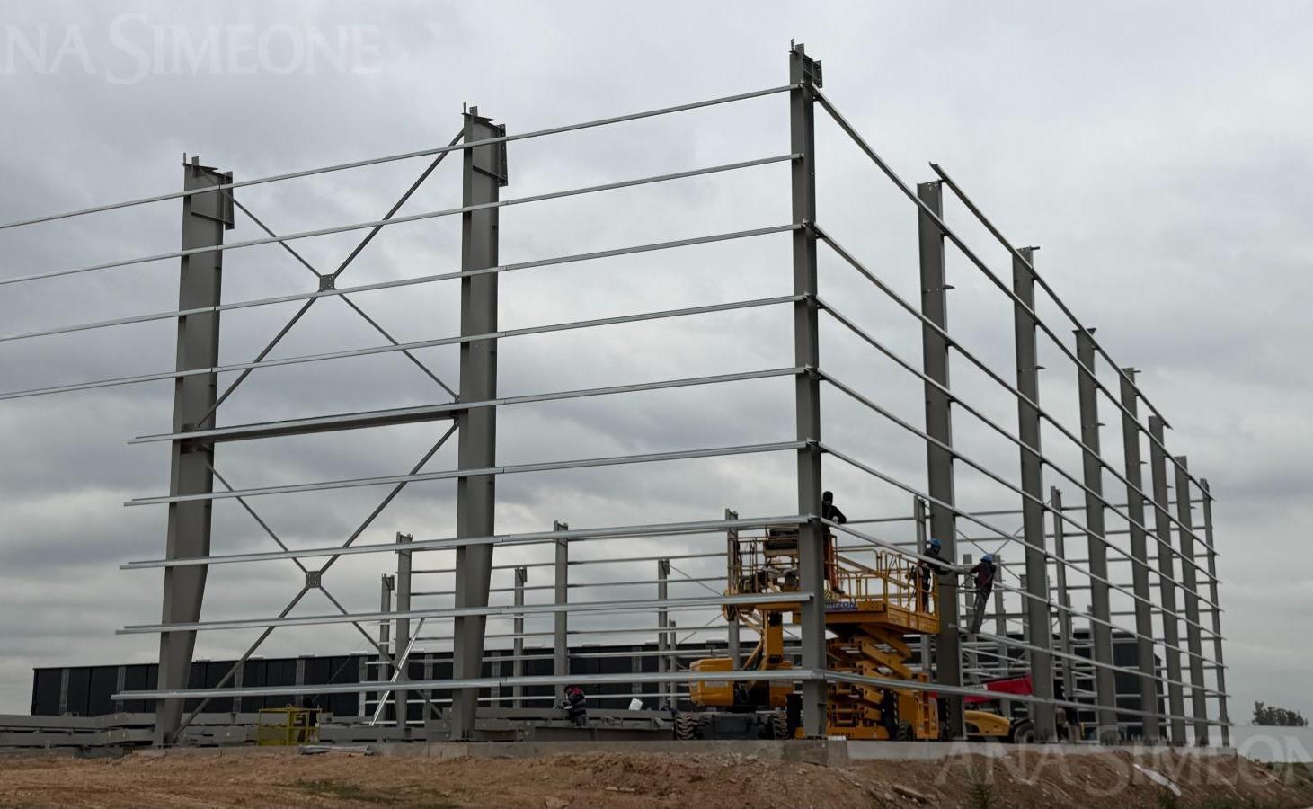 Nave Industrial - Alquiler - Moreno