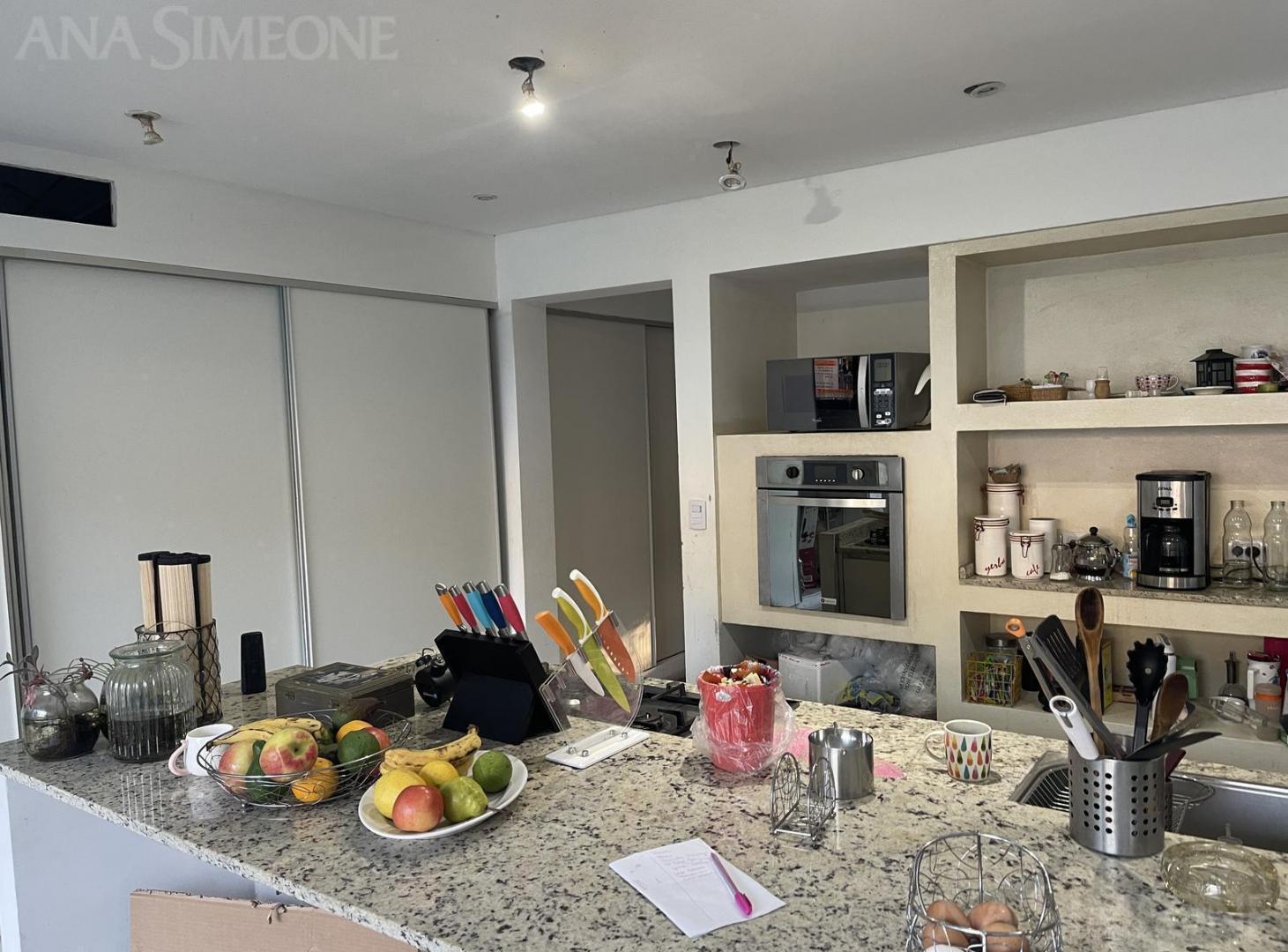 Foto de Casa - venta - Acassuso - San Isidro, imagen 1