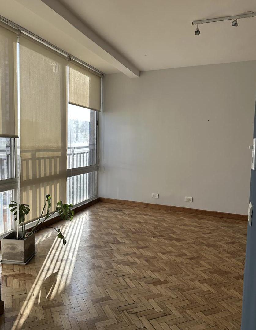 Foto de Departamento en Venta en Belgrano R, imagen 2