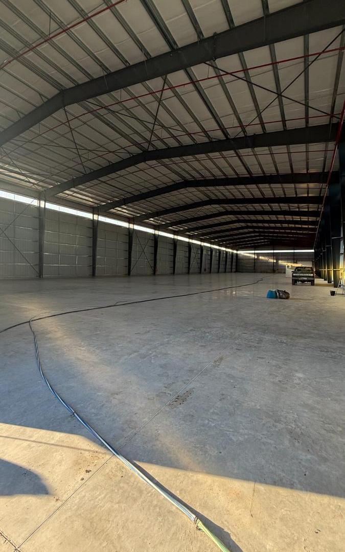 Foto de Nave Industrial - Venta y Alquiler - Moreno, imagen 4