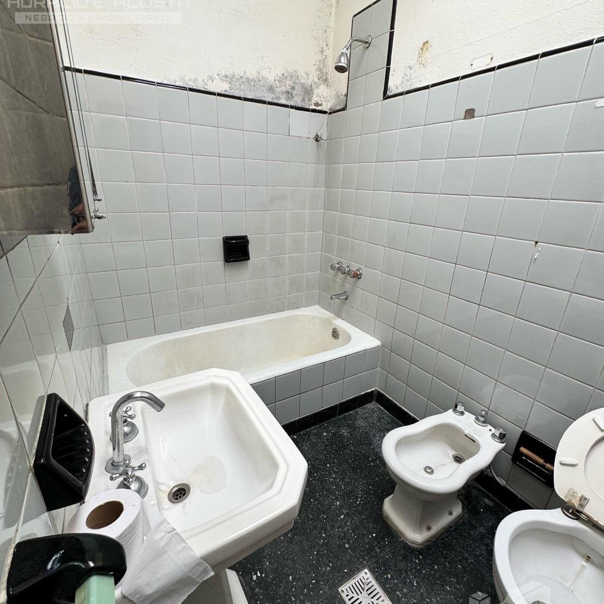 Casa con Galpon en Alquiler o Venta - Villa Lynch, San Martin 1