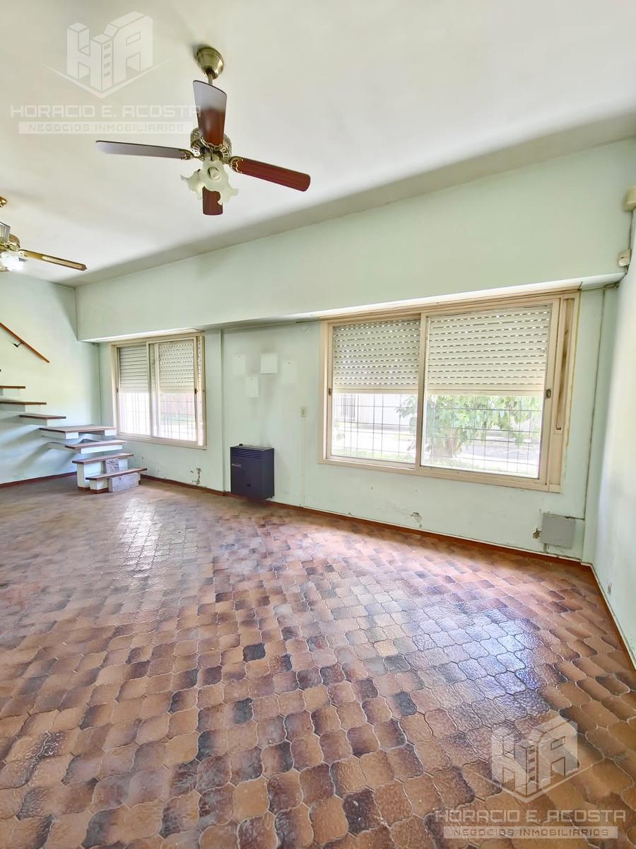 Foto de CASA 5 AMB - VENTA - Santos Lugares, imagen 3