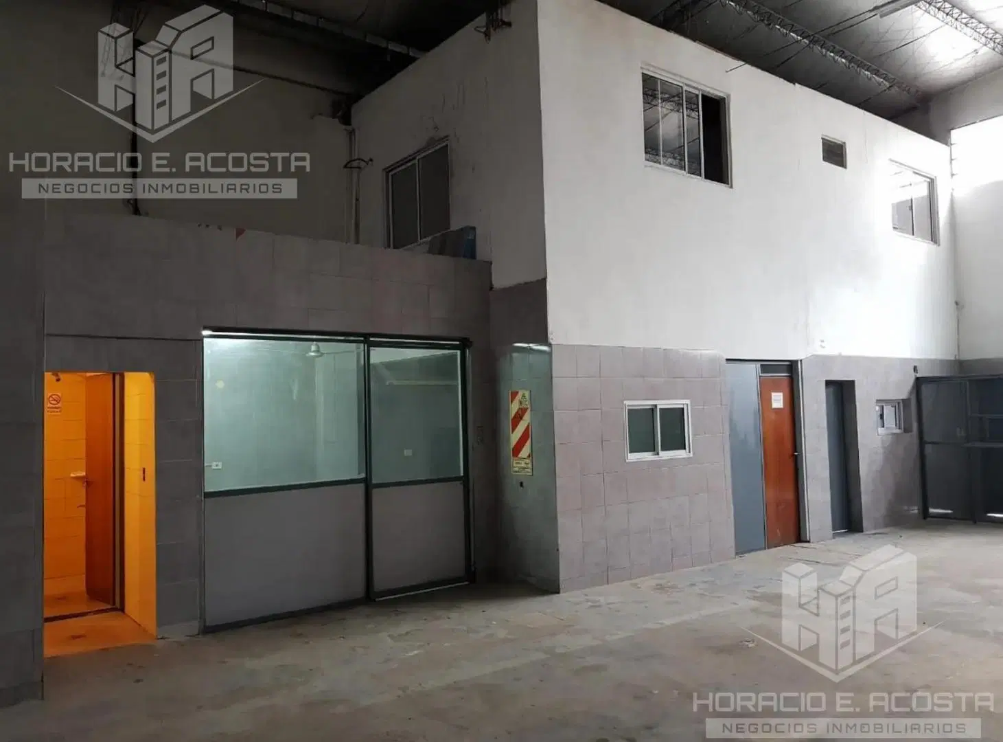 Galpón en venta 300m2 Oportunidad - San Martin - suipacha 4956 3