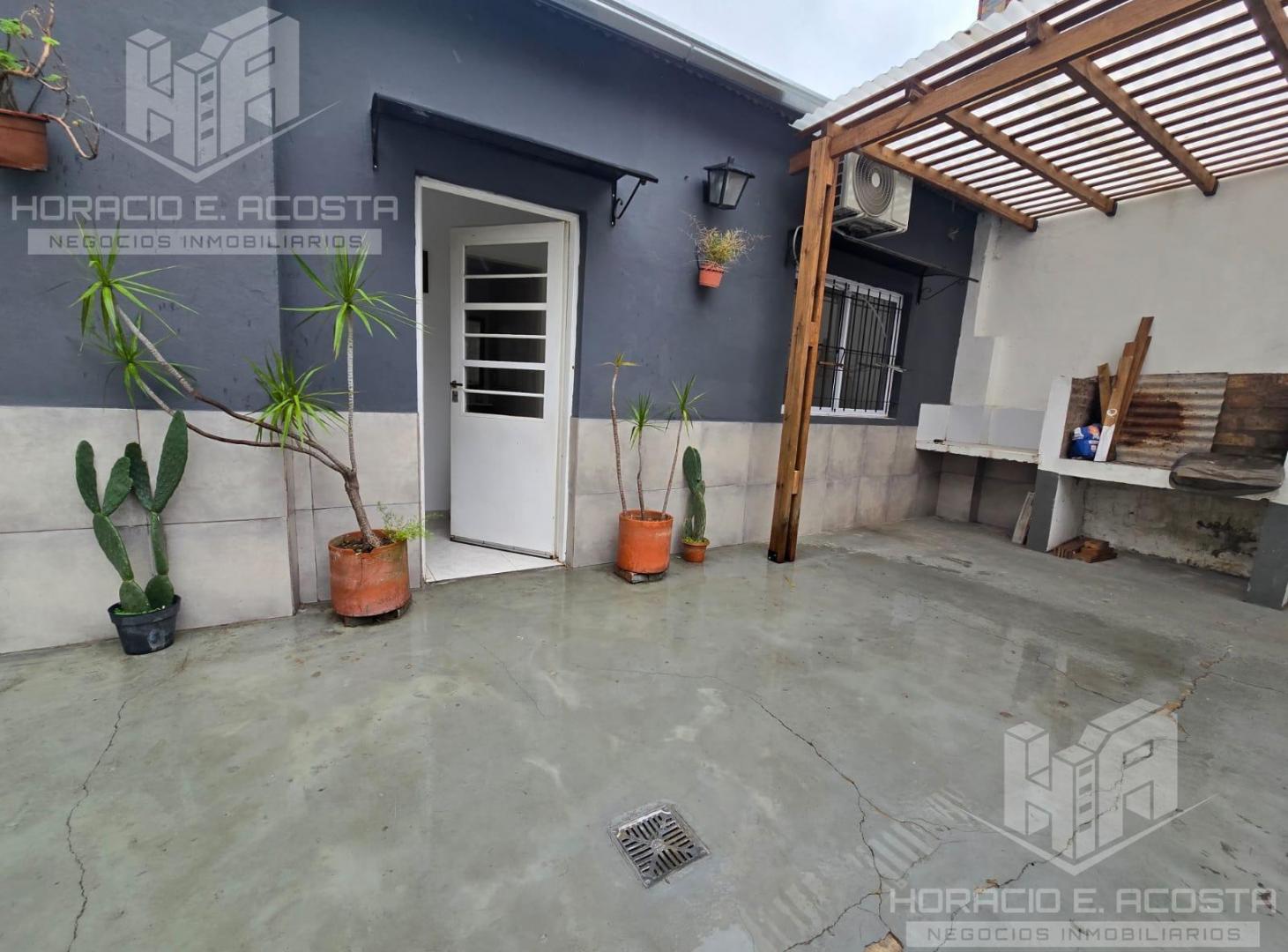 Foto de PH con parrilla y patio - dos ambientes - suarez, imagen 3