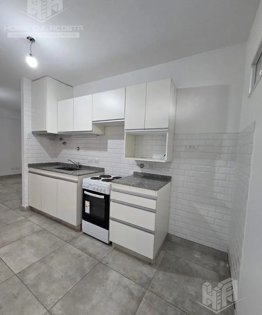 2 ambientes - balcon - excelente estado - marengo 4524 - ballester 4