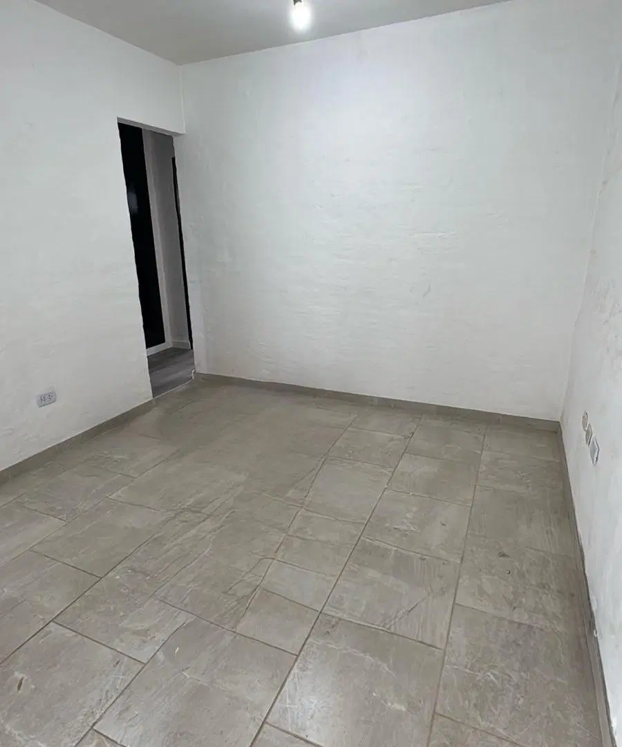 Departamento en La Lucila 3