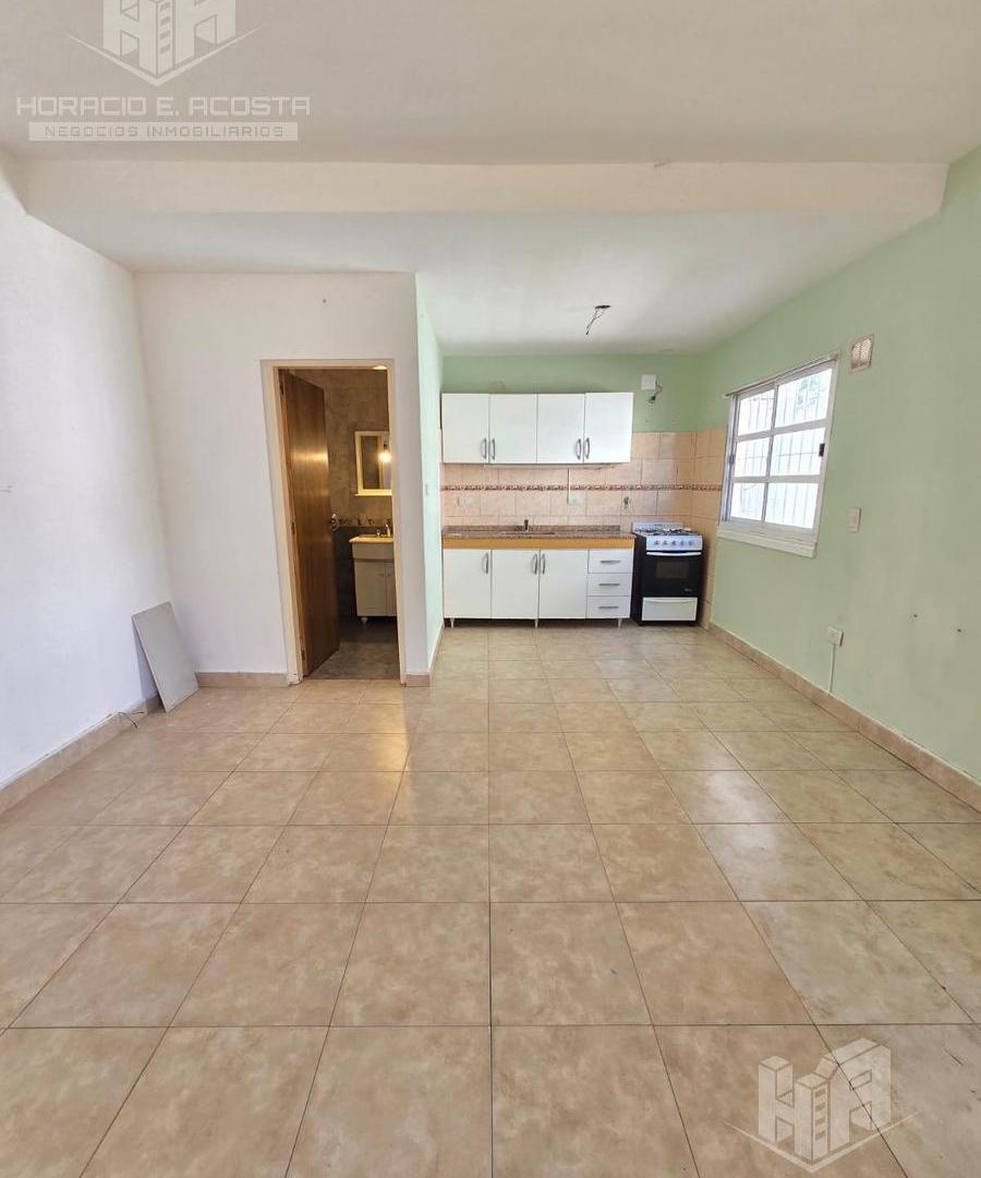 Foto de Casa 3 ambientes con cochera en Villa Bosch, imagen 4