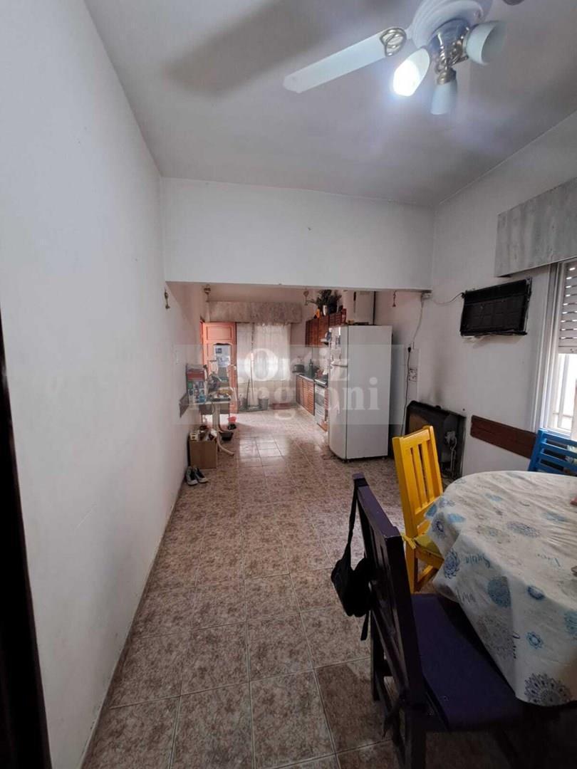 Casa en Venta Ubicado en Lomas de Zamora, G. B. a. Zona Sur 2