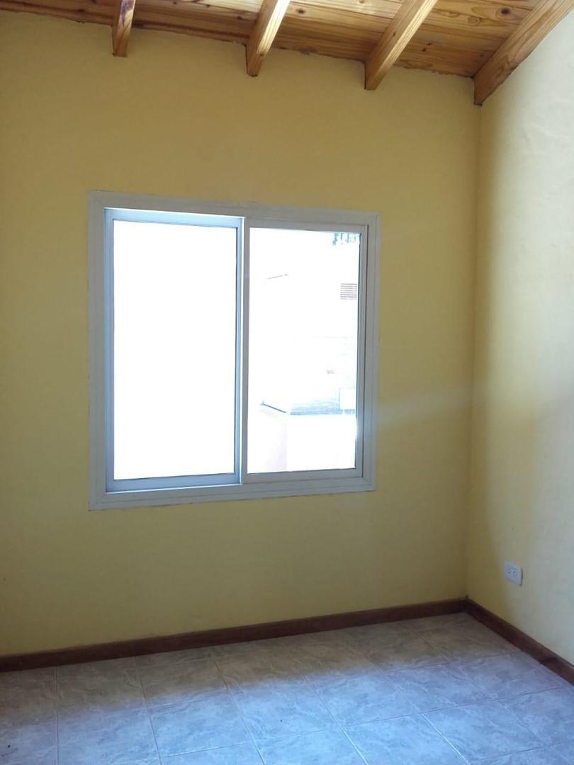 Foto de Departamento PH en Venta ubicado en Lomas de Zamora, G.B.A. Zona Sur, imagen 4