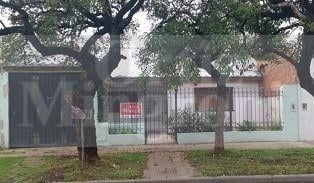 Casa Chalet  en Alquiler en Lomas de Zamora,  G.B.A. Zona Sur 2