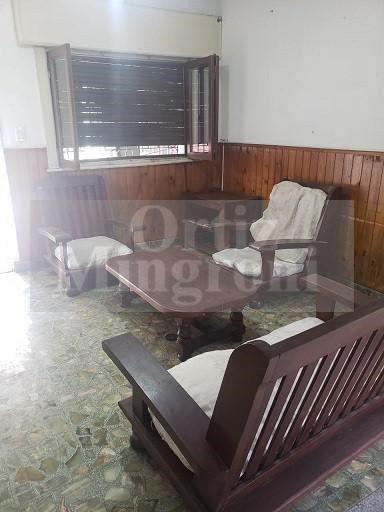 Casa Chalet  en Alquiler en Lomas de Zamora,  G.B.A. Zona Sur 4