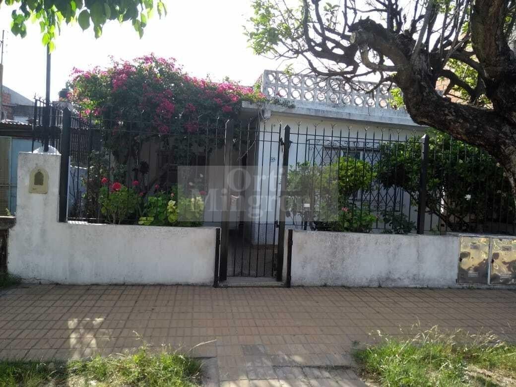 Casa  en Alquiler en Lomas de Zamora, G.B.A. Zona Sur, Argentina