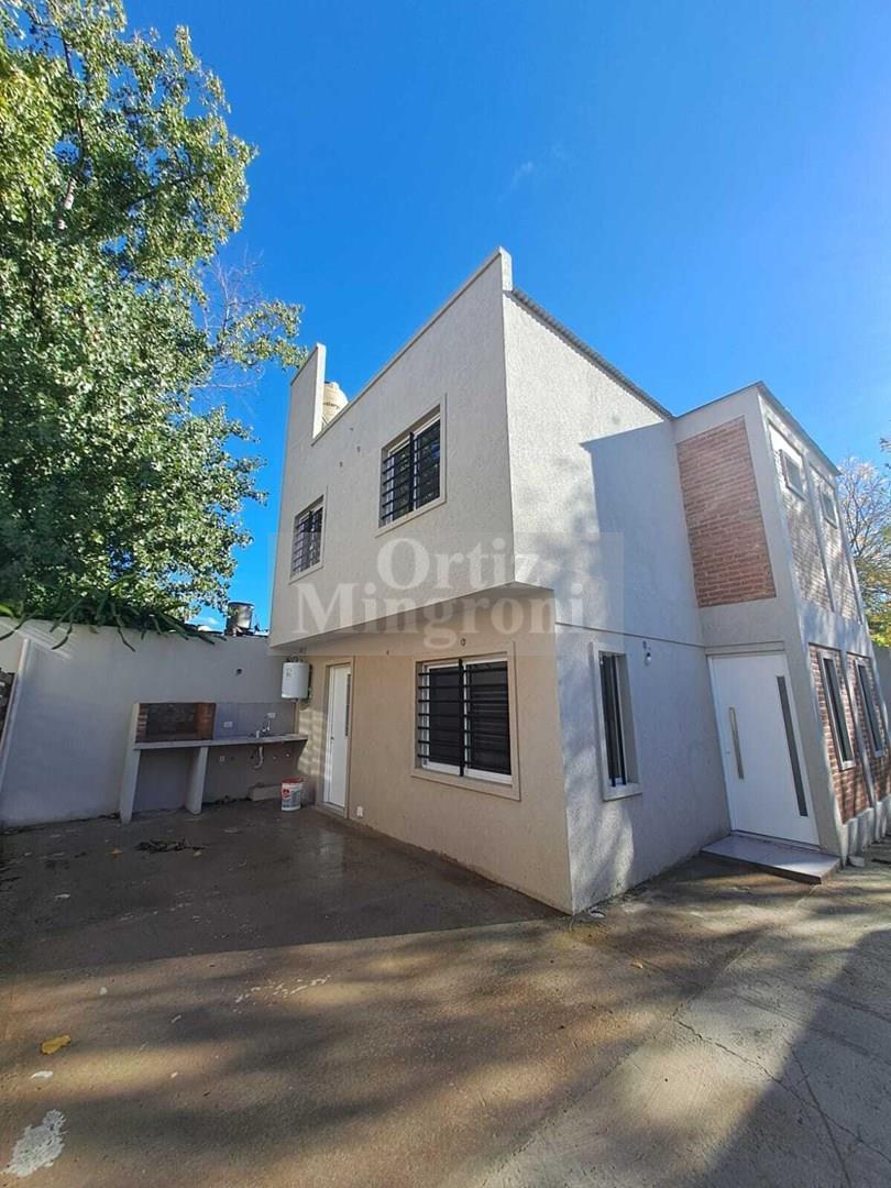 Departamento Dúplex  en Alquiler en Lomas de Zamora, G.B.A. Zona Sur, Argentina