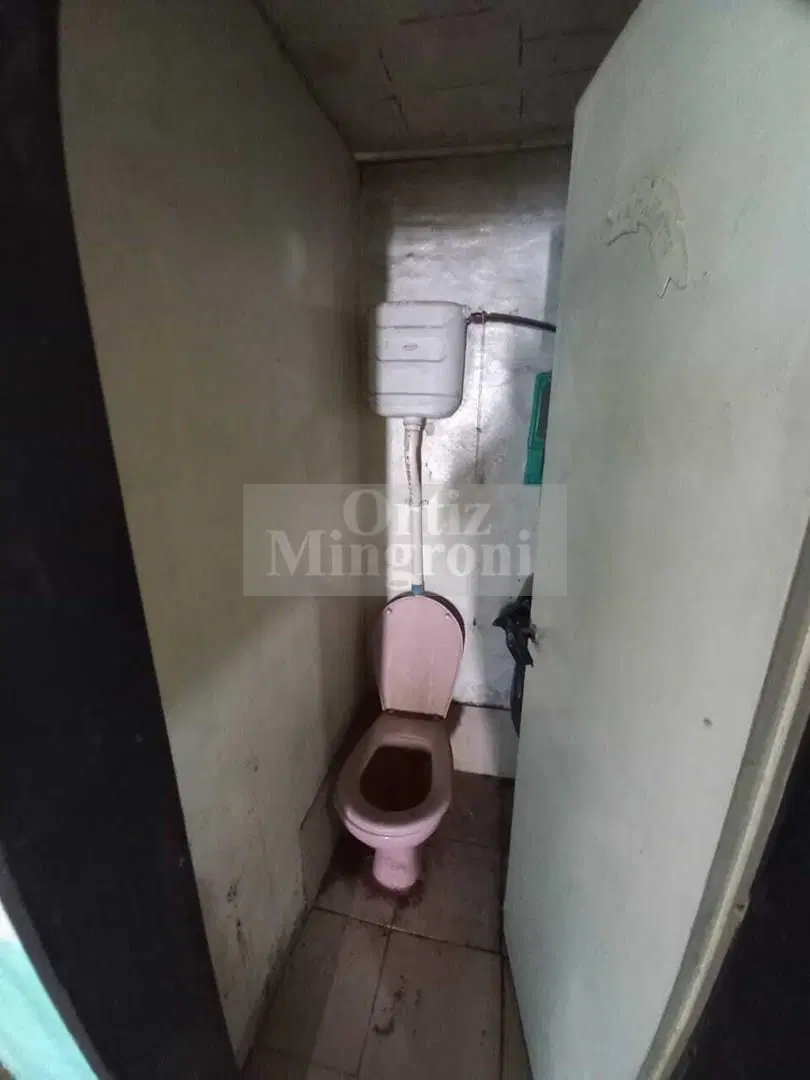 Depósito Galpón  en Venta en Lomas de Zamora, G.B.A. Zona Sur, Argentina 3