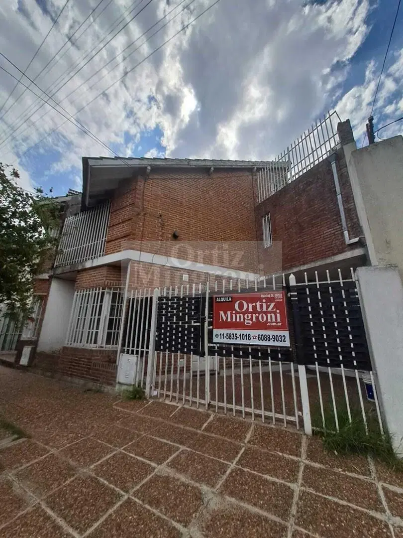 Departamento Dúplex en Alquiler en Lomas de Zamora, G.B.A. Zona Sur, Argentina 3