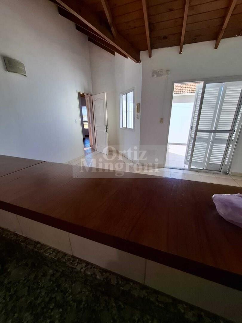 Foto de Departamento en Alquiler en Lomas de Zamora, G.B.A. Zona Sur, Argentina, imagen 4