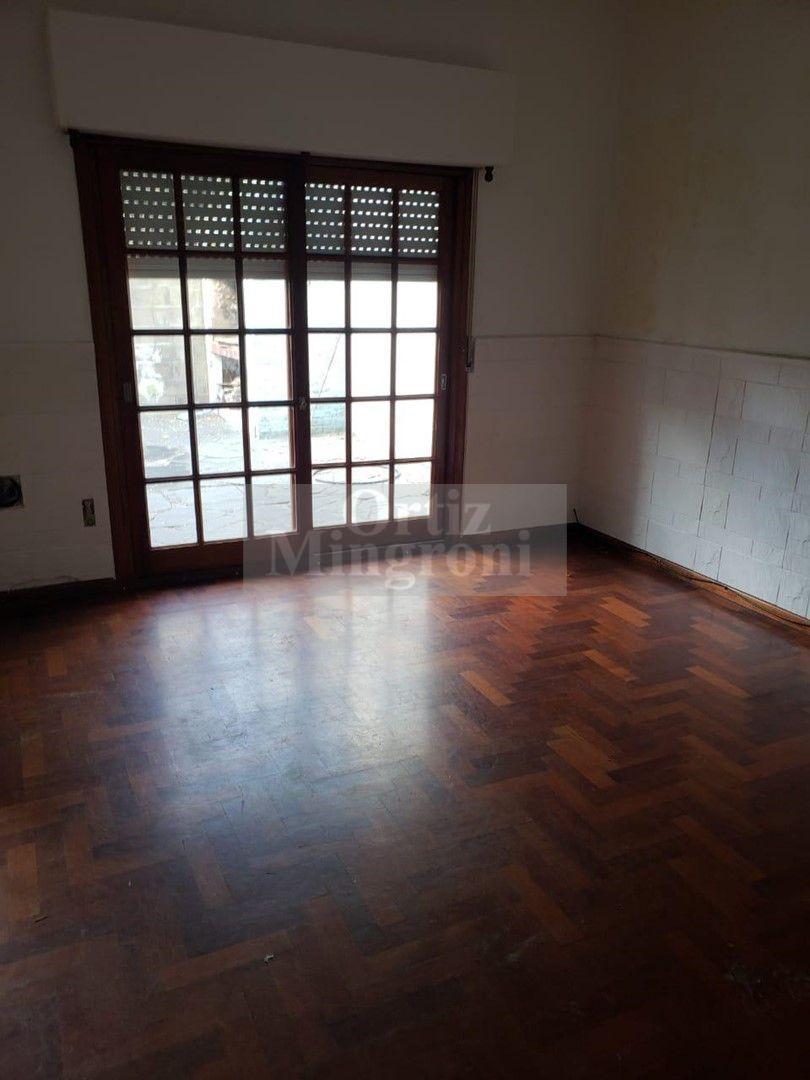 Foto de Departamento PH en Alquiler en Banfield, Lomas de Zamora, G.B.A. Zona, imagen 2