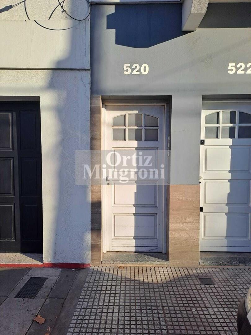 Foto de Edificio en Block en Venta en Lomas de Zamora, G.B.A. Zona Sur, imagen 2