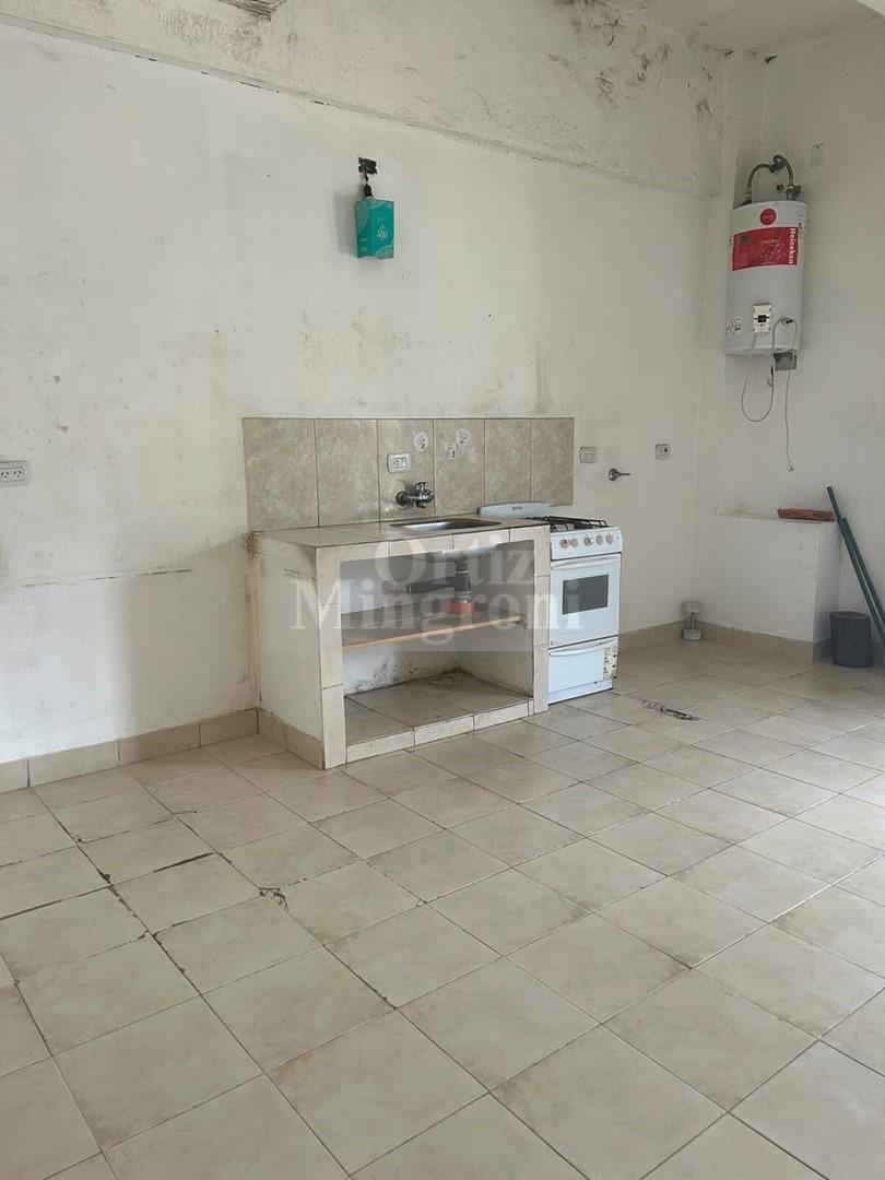 Foto de Departamento PH en Alquiler en Carlos Spegazzini, Ezeiza, G.B.A. Zona, imagen 2