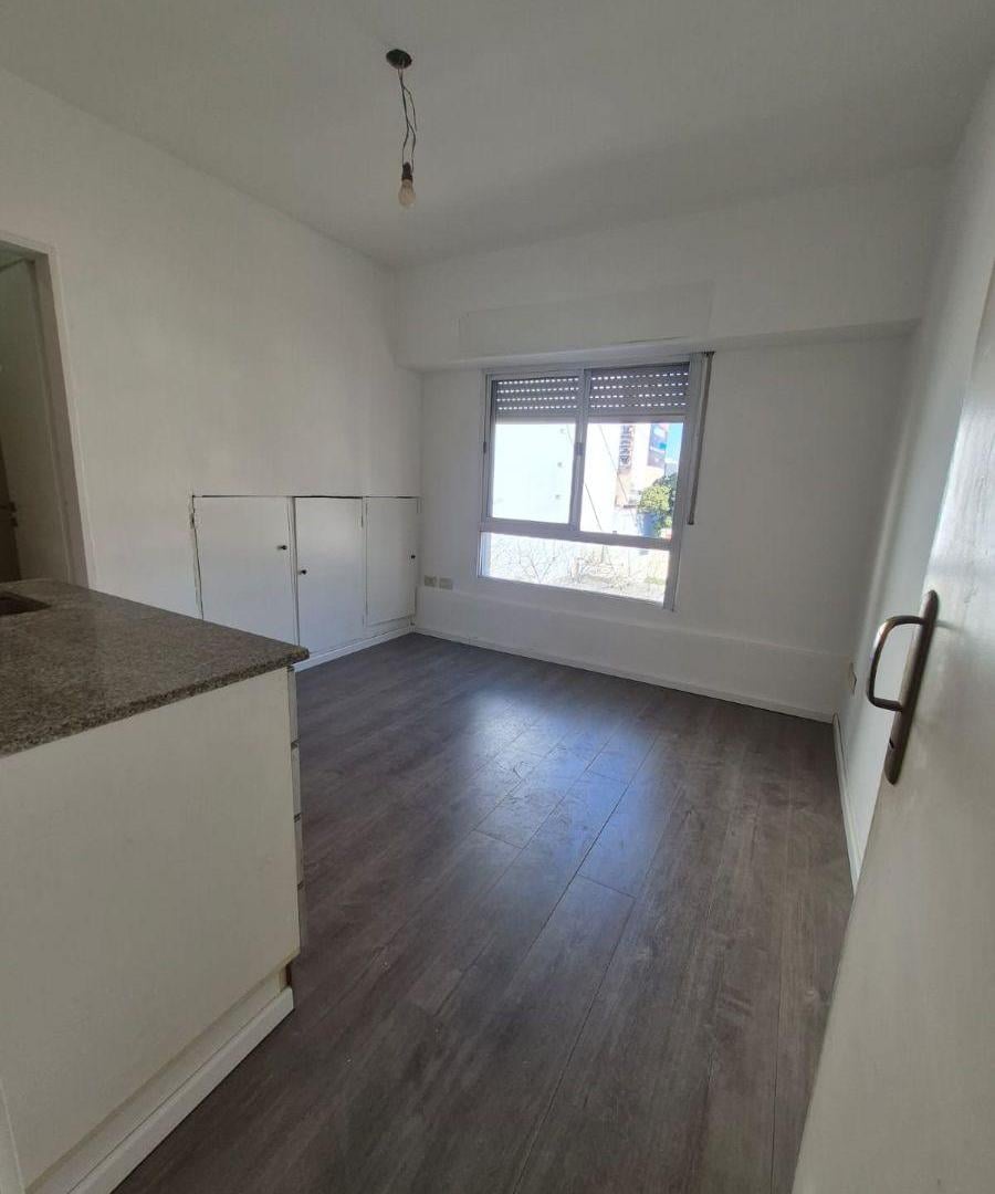 Foto de departamento monoambiente al frente, imagen 3