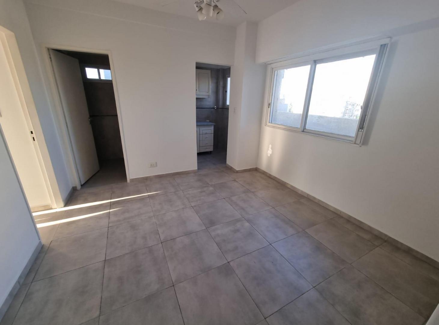 Foto de Venta Departamento 2 ambientes (Apto Profesional) Saavedra, imagen 1
