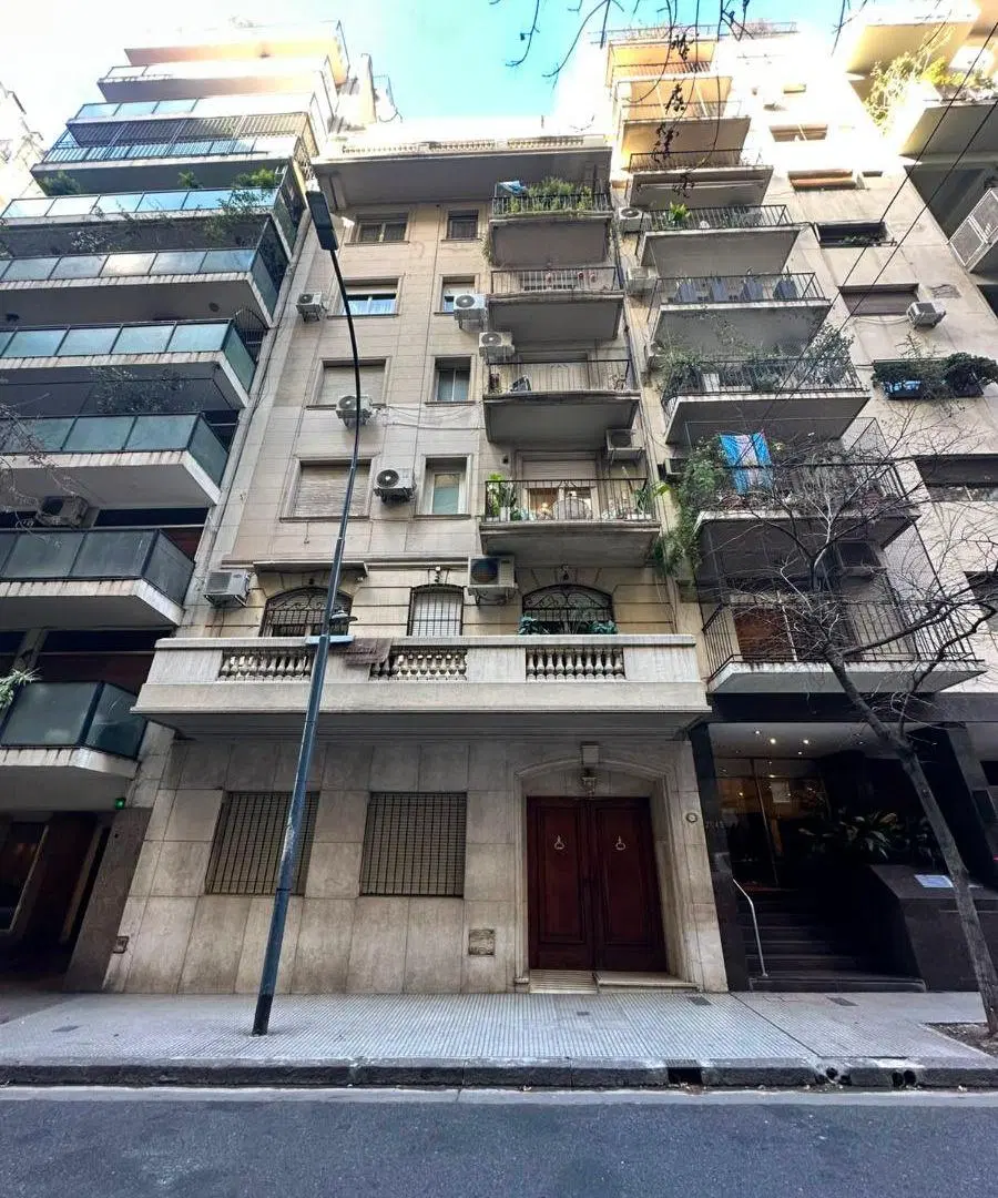 Increible departamento a un contrafrente y unico pulmon! 1
