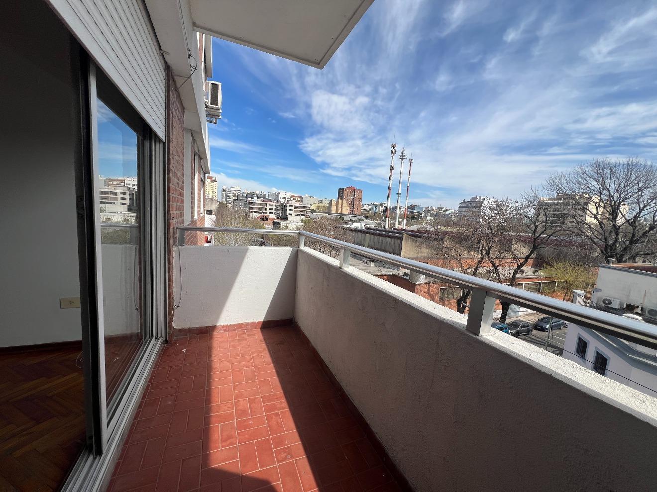 Foto de TRES AMBIENTES CON BALCON VISTA ABIERTA LUZ Y SOL, imagen 1