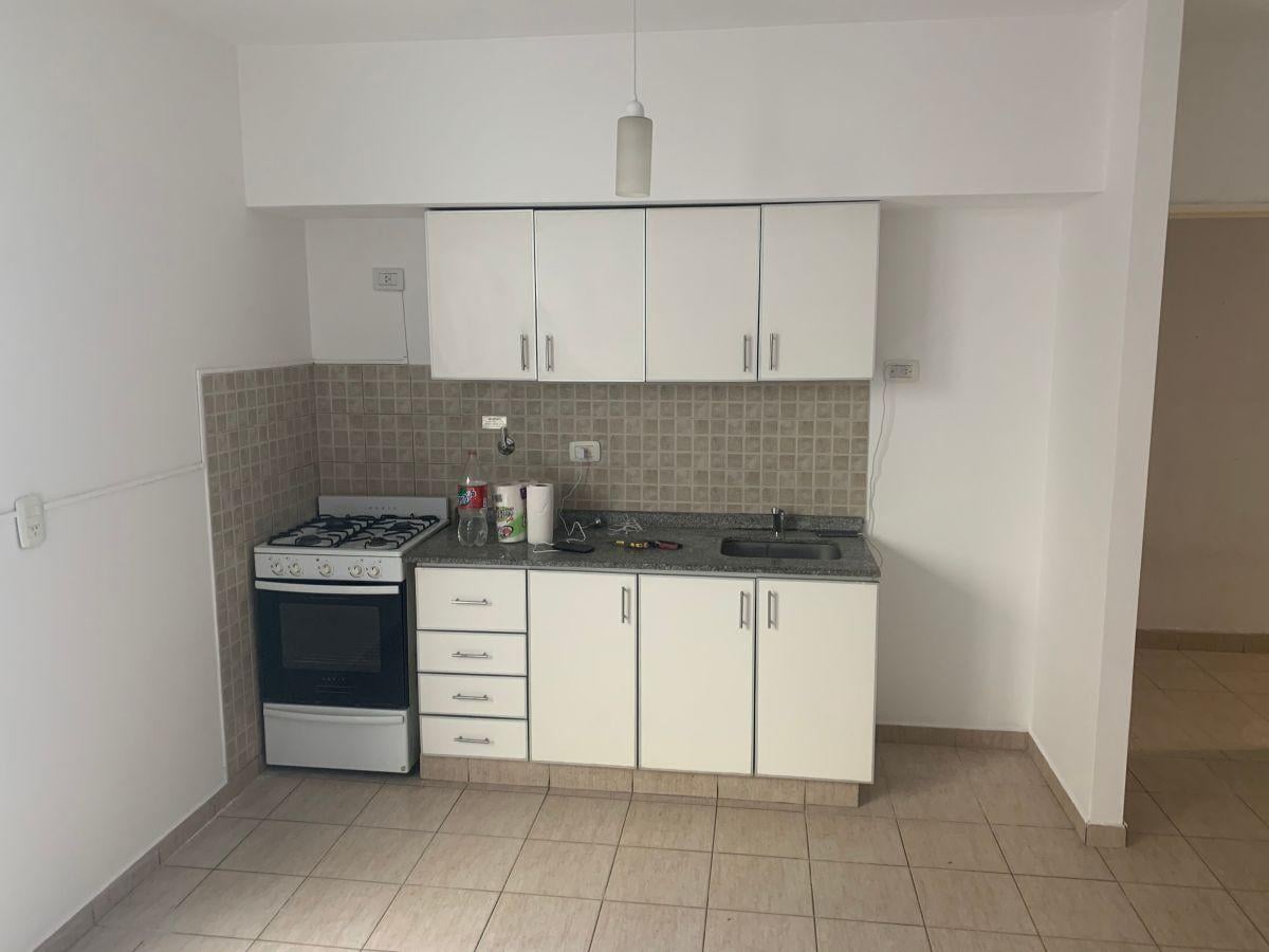 Departamento ph 2 Ambientes PLANTA BAJA A LA CALLE - Boedo - Tarija 3956