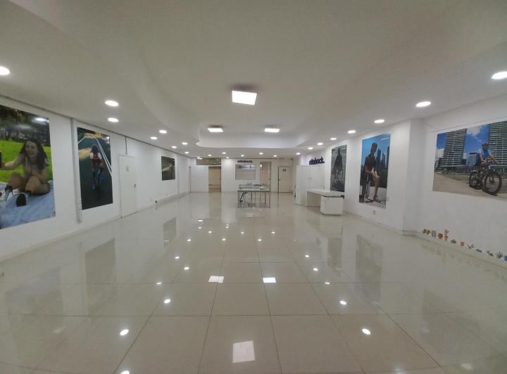 Foto de LOCAL APTO VARIOS DESTINOS: SUPERMERCADO, SALON DE FIESTA, GASTRONOMIA, imagen 3