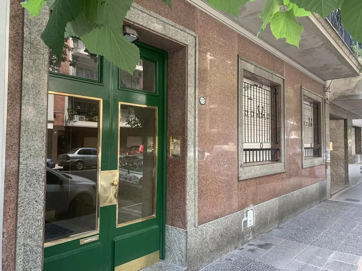 LINDISIMO 2 AMBIENTES CON ESCRITORIO (O 2DO DORMITORIO) 1