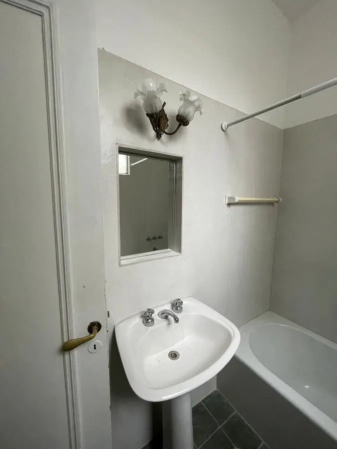 LINDISIMO 2 AMBIENTES CON ESCRITORIO (O 2DO DORMITORIO) 2