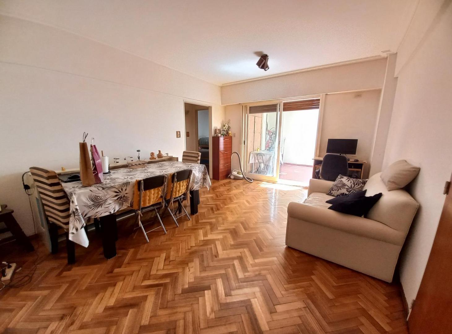 Foto de 3 ambientes con patio privada en excelente Ubicacion!!!, imagen 1