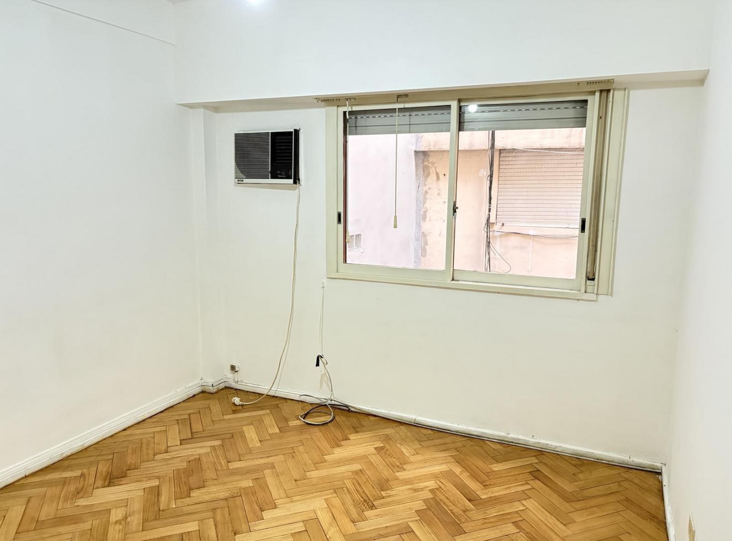 Foto de Mb 3 Ambientes Apto Profesional- Excelente Ubicacion con cochera fija y, imagen 4